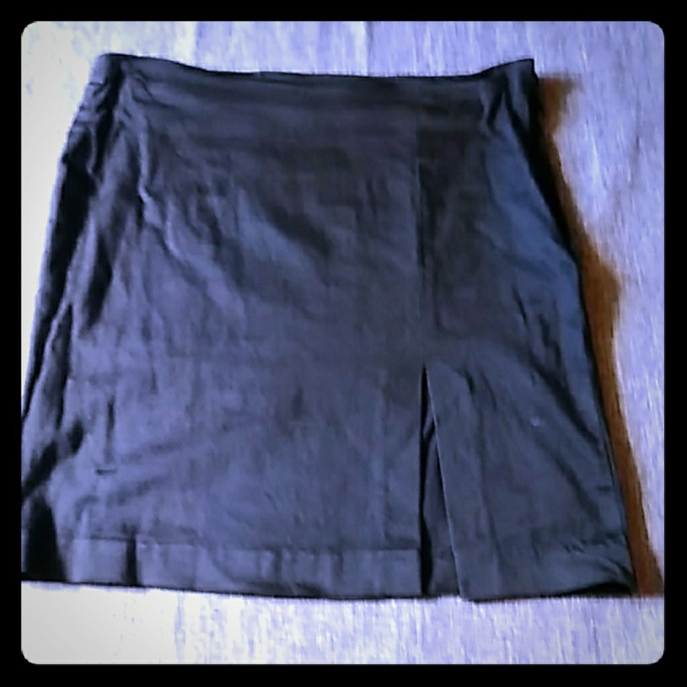 Black skirt
